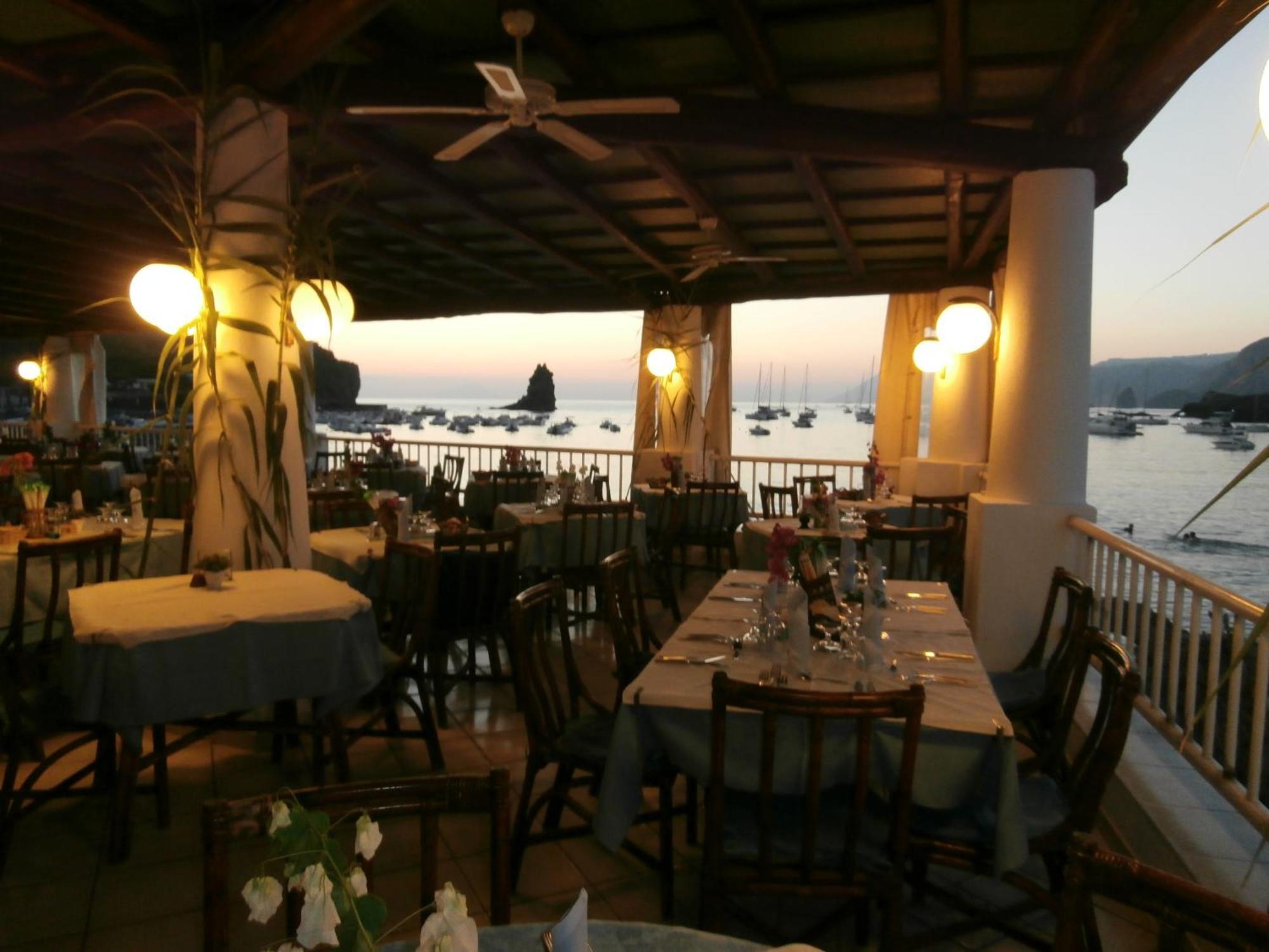 Hotel Conti Vulcano  Exterior foto